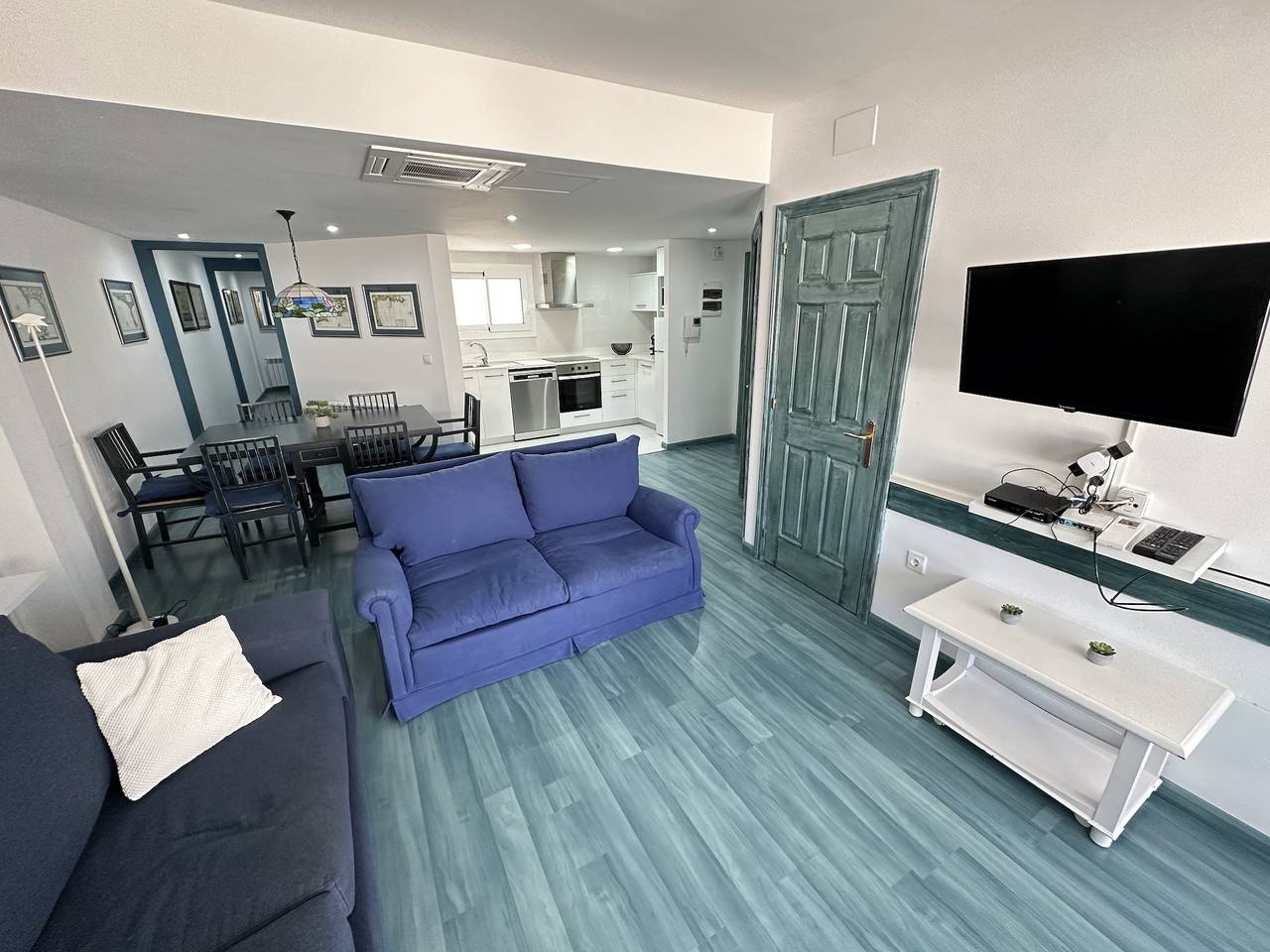 Entire apartment, Agi Avenida Apartments in Roses Centre, Roses