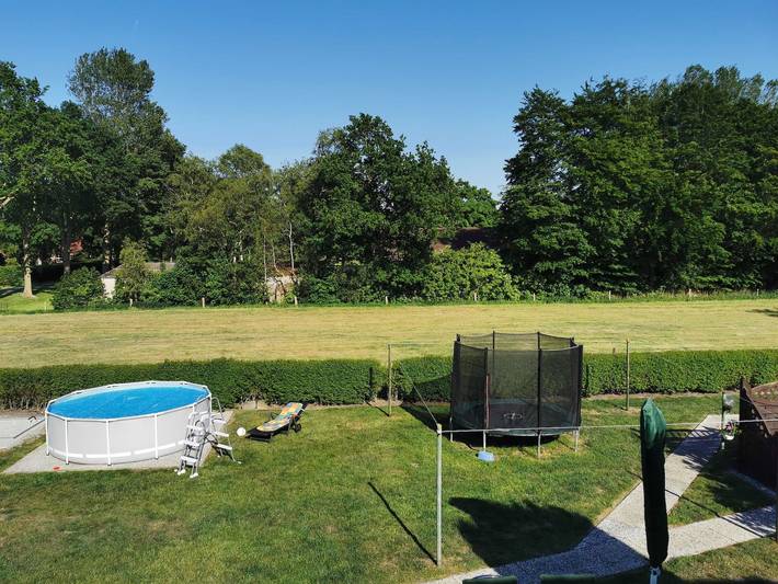 Ferienwohnung für 6 Personen, mit Garten und Ausblick sowie Pool und Terrasse, kinderfreundlich in Ihlow - 3