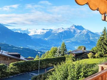 Gîte pour 4 personnes, avec balcon et vue dans Chesières