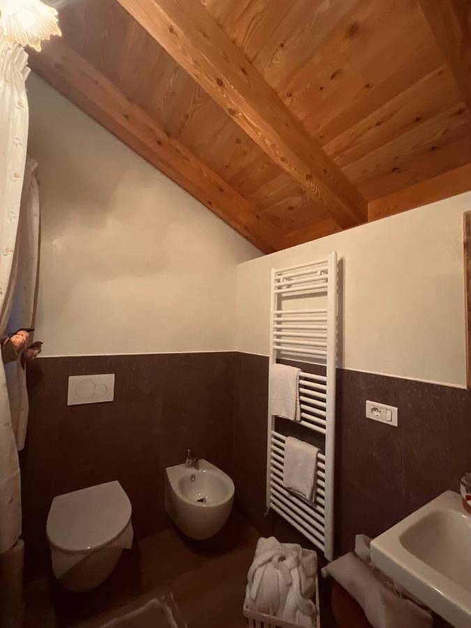 Location de vacances pour 2 personnes, avec vue et jardin à Transacqua - 2