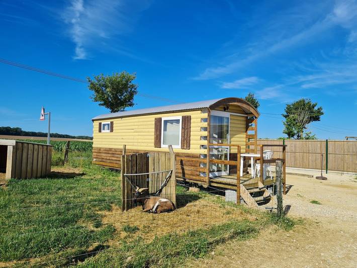 Gîte pour 4 personnes, avec terrasse