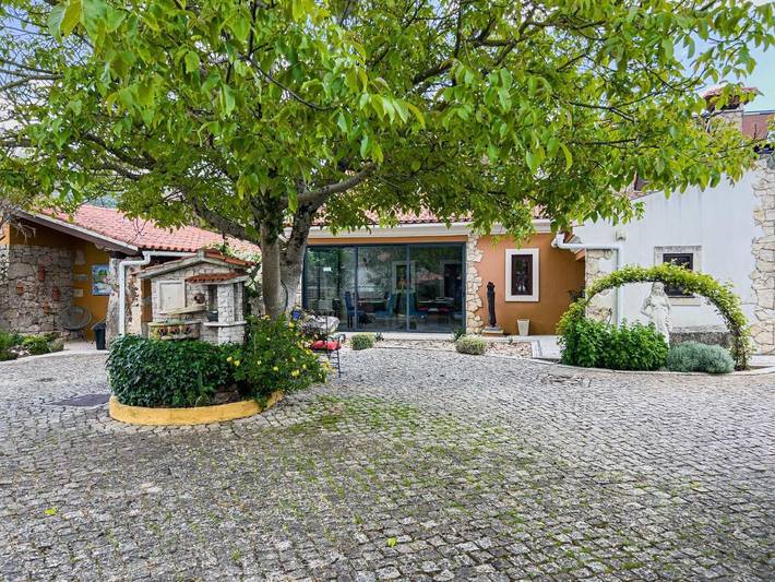 Alojamiento y desayuno para 2 personas, con jardín además de piscina y vistas - 1