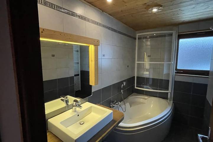 Appartamento intero, Panoramic view, large balcony, full sun, bright and functional, parking. in Morzine, Les Portes du Soleil