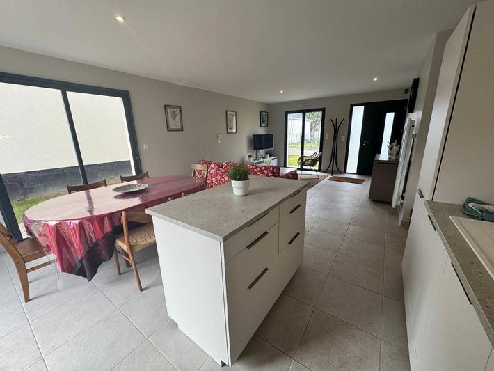 Location de vacances pour 6 personnes, avec vue et terrasse à Saint-Julien-d'Asse - 3