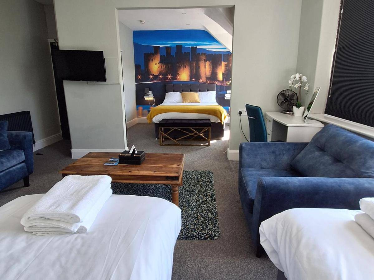 Deluxe King Room in Llandudno, Conwy region
