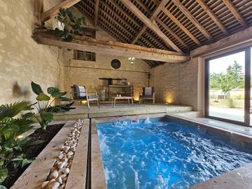 Cottage pour 2 personnes, avec jacuzzi et jardin à Bourgueil