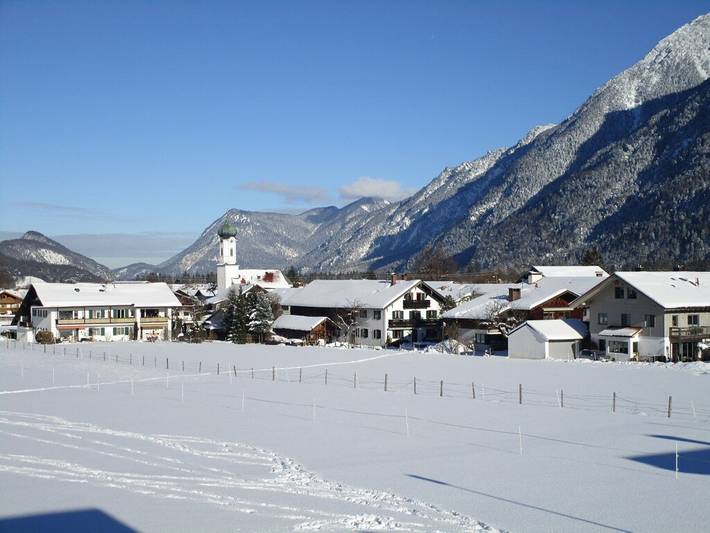 Ferienwohnung mit 2 Schlafzimmer in Farchant, Bayerische Alpen