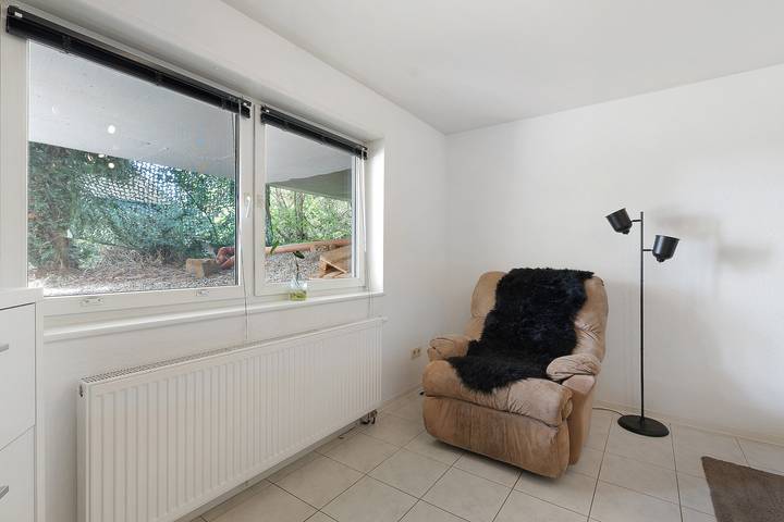 Ganze Wohnung, Ferienwohnung Rebella mit Fernblick und Gemeinschaftsgarten in Landau, Südliche Weinstraße