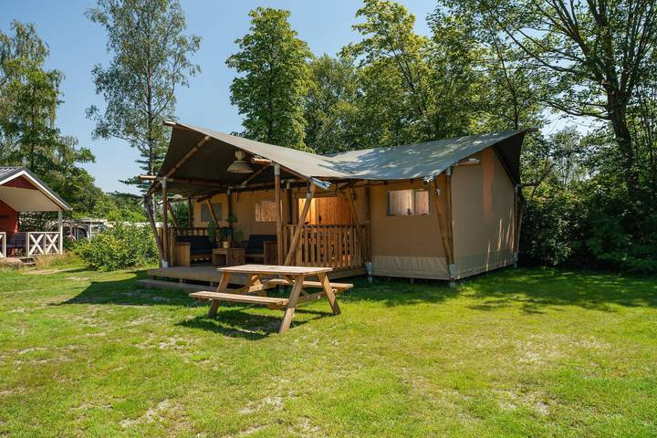Camping für 8 Personen, mit Terrasse und Balkon/Terrasse in Overijssel - 2