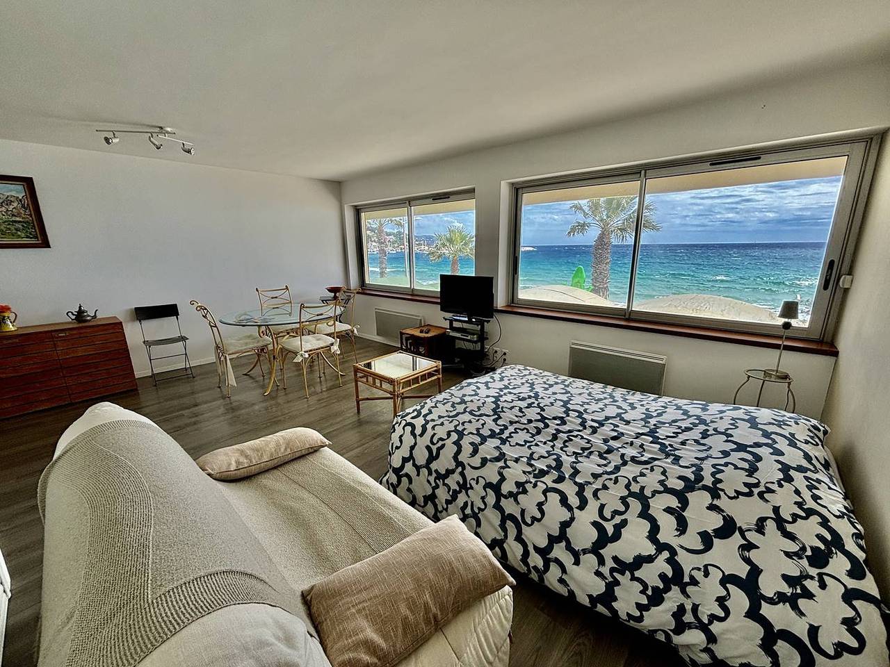 Appartement entier, Le Grand Large - Comme un bateau sur l'eau in Le Lavandou, Région de Toulon