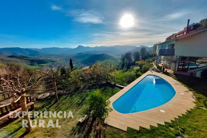 Casa de vacaciones para 14 personas, con jardín en Garrotxa - 3