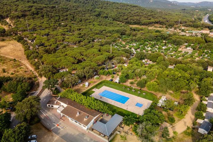 Mobil-home | Comfort | 3 Hab. | 6 pers. | Terraza elevada | A/C in Platja d'Aro, Costa Brava