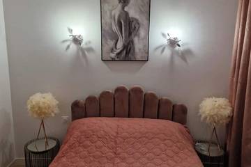 Location de vacances pour 22 personnes, avec jardin à Chelles