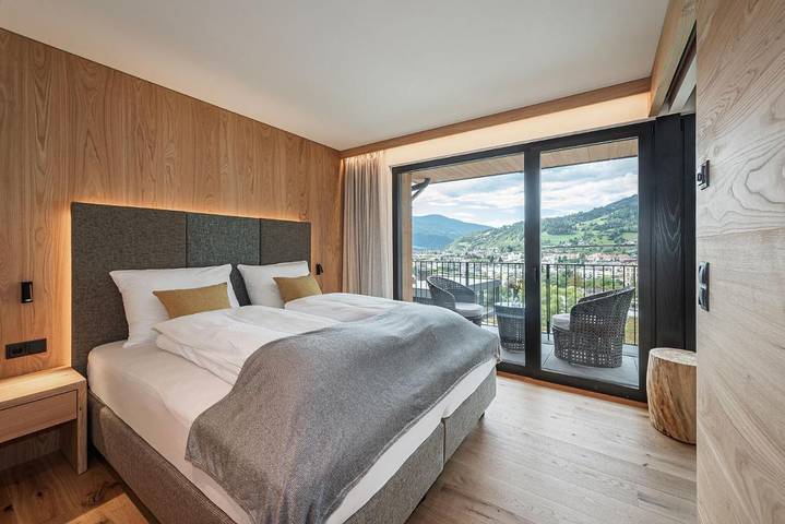 Vakantieappartement voor 4 personen, with terras and sauna as well as uitzicht in Brixen