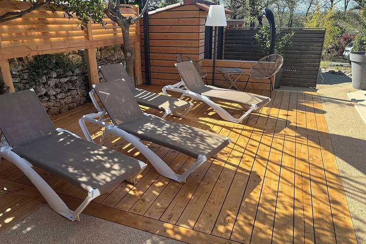 Location de vacances pour 5 personnes, avec Terrasse et Jardin à Saint-Privat-de-Champclos - 2