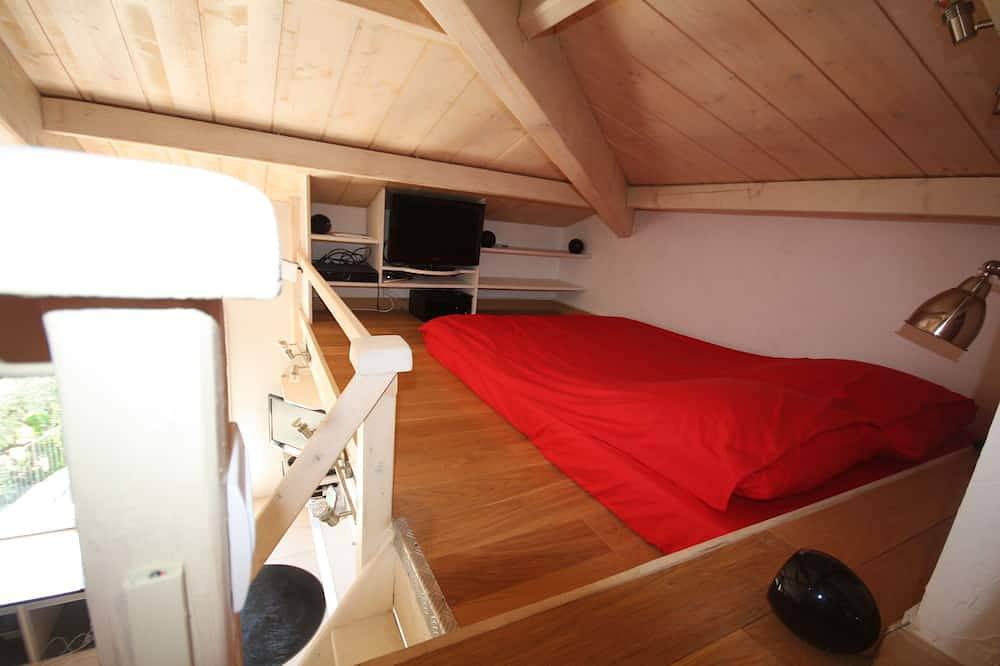 Belle villa, récente confortable bien équipée :avec piscine ,climatisation,wifi in Montauroux, Région de Draguignan