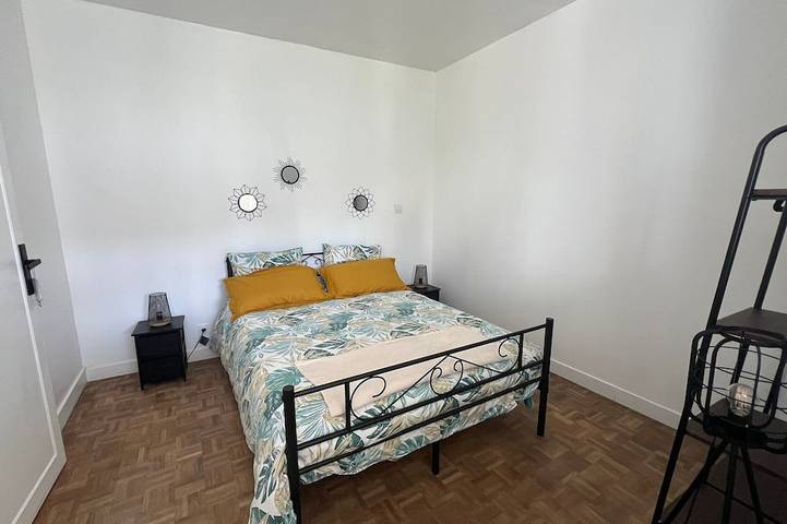 Location de vacances pour 5 personnes, avec jardin et balcon à Locmiquélic - 2