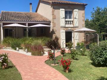 Gîte pour 3 personnes, avec jardin à Lescure-d'Albigeois