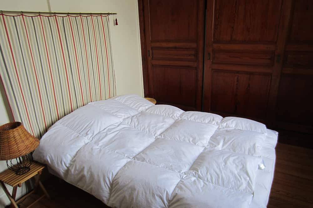 Biarritz, Large Basque villa, close to the ocean, golf course and town center, in a quiet location. in Biarritz, Bayonne und Umgebung