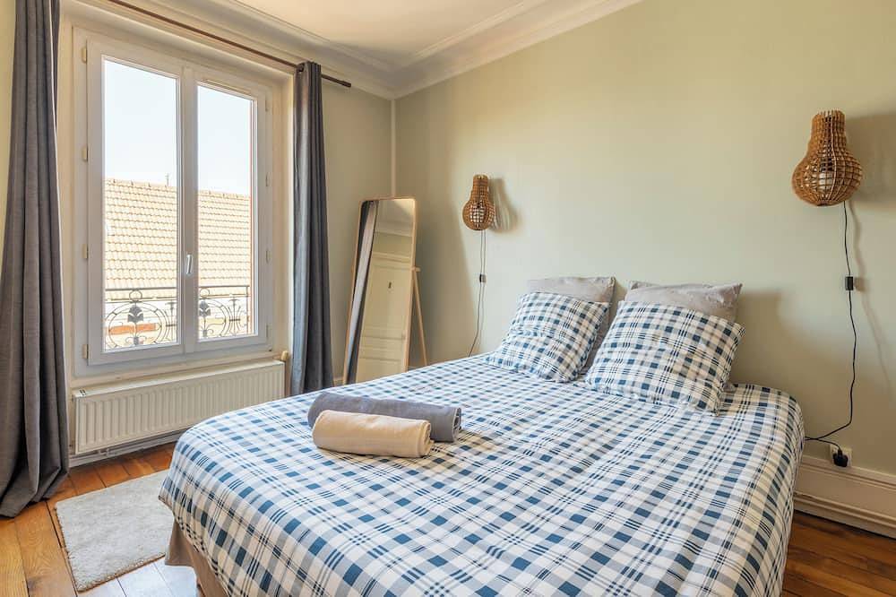 Appartement entier, Appartement hausmannien charme à 15 minutes de Paris in Maisons-Laffitte, Yvelines