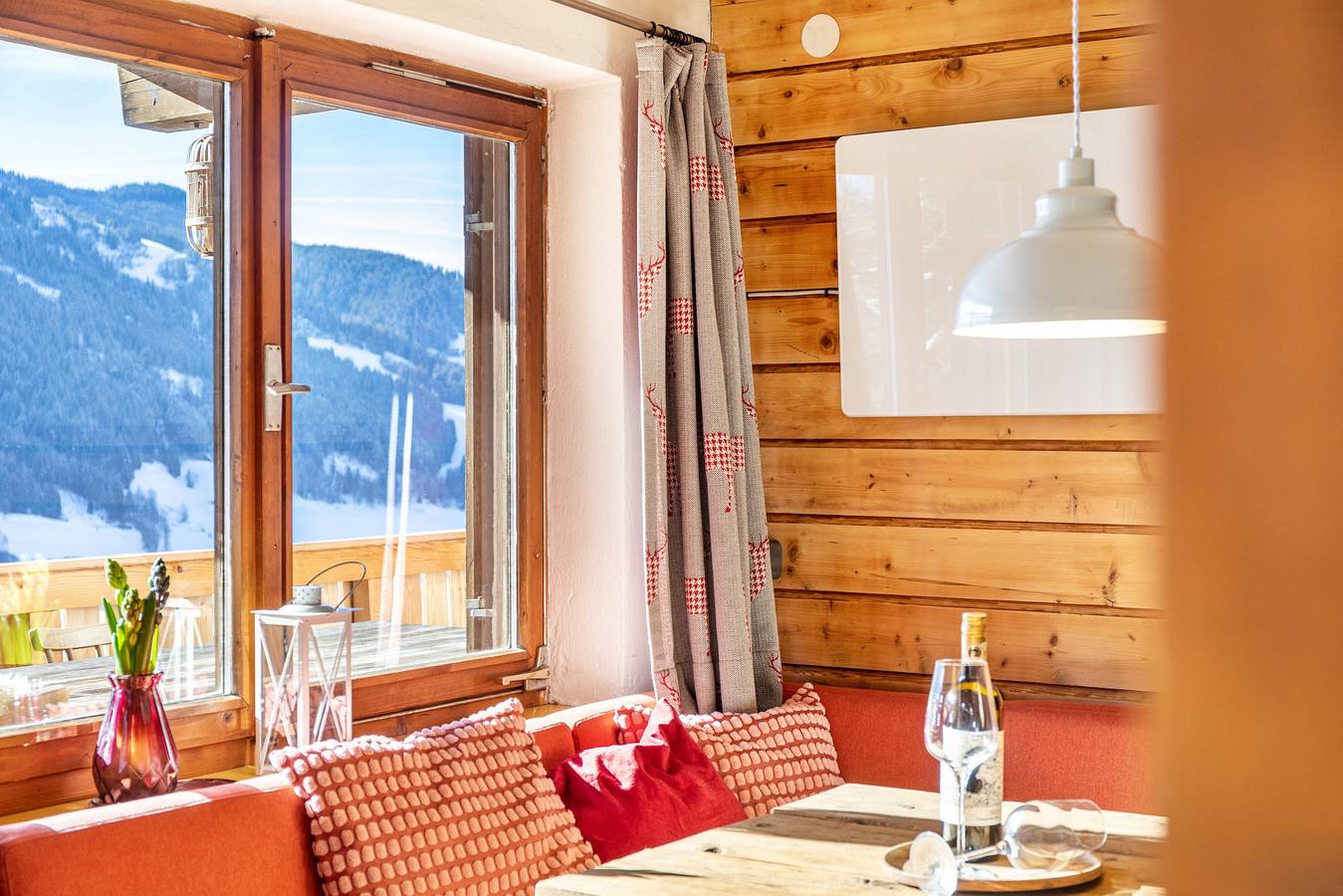 Apartment 'Sonnenhütte Wildschönau Erdgeschoss' mit Bergblick, Terrasse & Garten in Hopfgarten im Brixental, Kaisergebirge