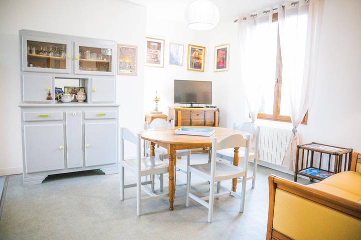 Gîte pour 4 personnes, avec Terrasse ainsi que Jardin et Vue à Arques-la-Bataille