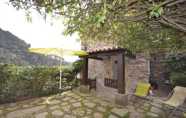 Gîte pour 6 Personnes dans Peyremale, Massif central, Photo 3