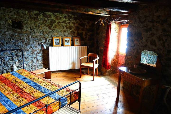 Location de vacances pour 6 personnes, avec balcon et jardin, animaux acceptés à Laboule - 3