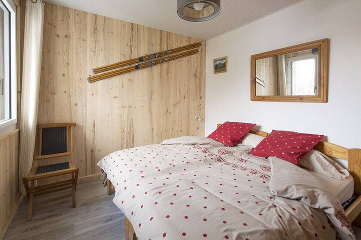 Gîte pour 6 personnes, avec balcon dans Office De Tourisme De Serre Chevalier Bureau De Saint Chaffrey - 2
