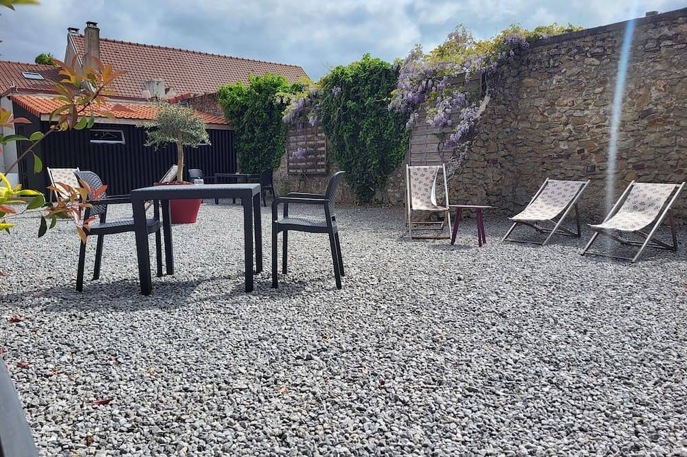 Entire apartment, Studio-Comfort-Ensuite with Bath in Ambleteuse, Boulogne-sur-Mer region