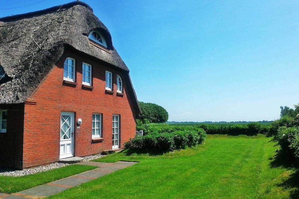 Haus am Meer in Nordstrand (Gemeinde), Nordseeküste