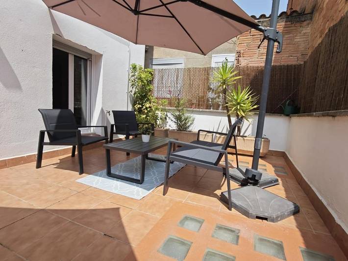 Apartamento para 5 personas, con vistas y balcón en Manresa