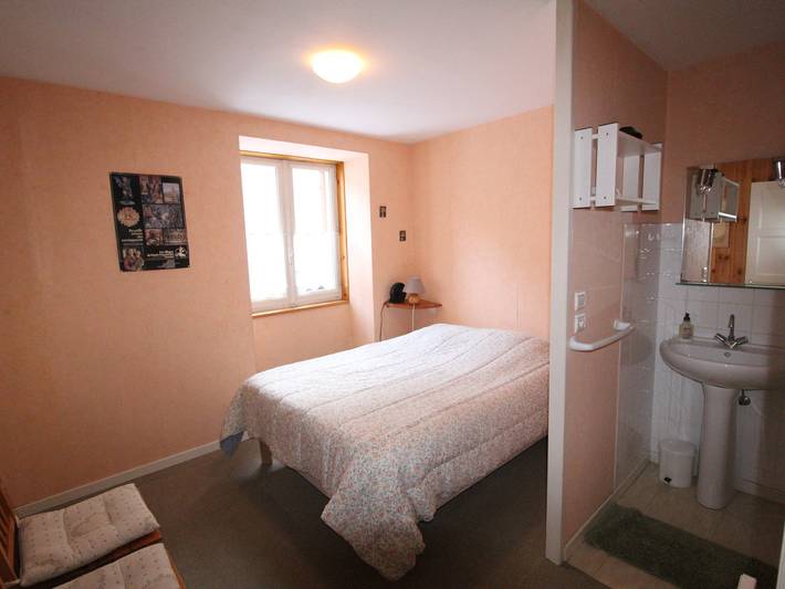 Appartement entier, Appartement 5 personnes Val Cenis, 2 ch, draps fournis in Lanslebourg-Mont-Cenis, Massif de la Vanoise