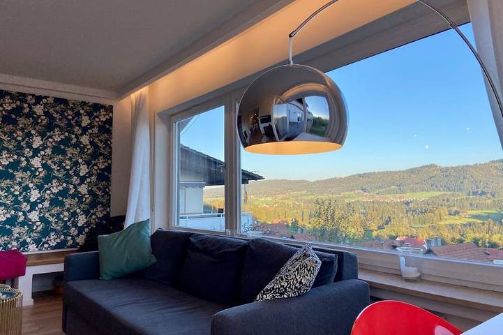 Ferienwohnung für 6 Personen, mit Balkon und Garten in Sigmarszell