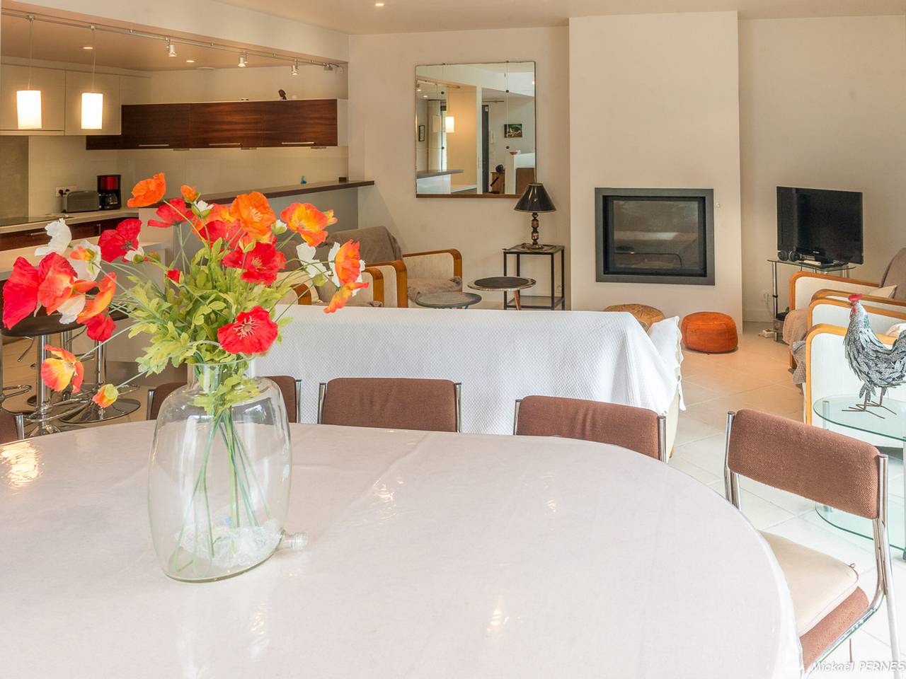 30s Family Home, Renovated, Central, 8-10 Pers. in Port-Louis, Côte des Mégalithes