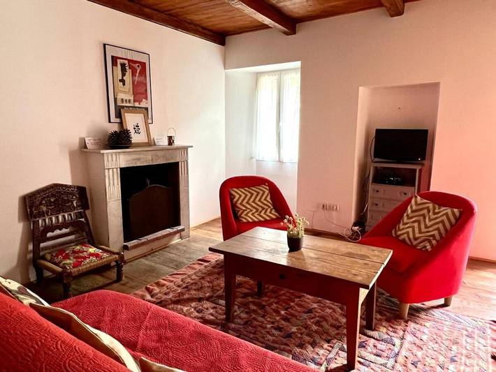 Location de vacances pour 4 personnes, avec Terrasse ainsi que Vue et Vue sur le lac à Lozzi