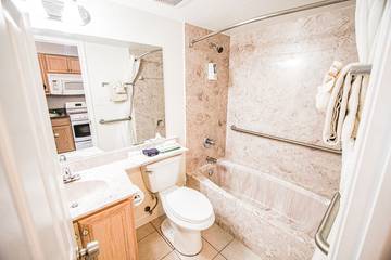 Vacation Rental for 4 Guests in Gulf Resort Beach, West Panama City Beach, Picture 3