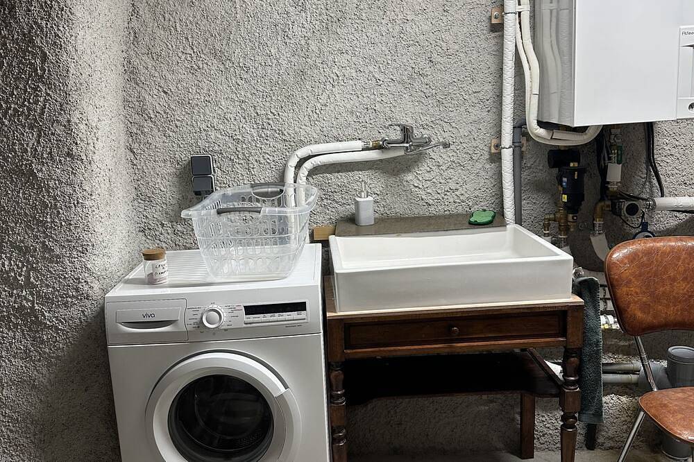 Maison de Vacances 'La Crémesine' vue sur les Montagnes, Terrasse, Wi-fi in Baratier, Écrins National Park