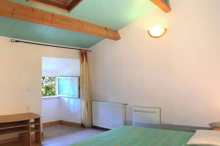 Location de vacances pour 4 personnes, avec Jardin à Jaujac - 2