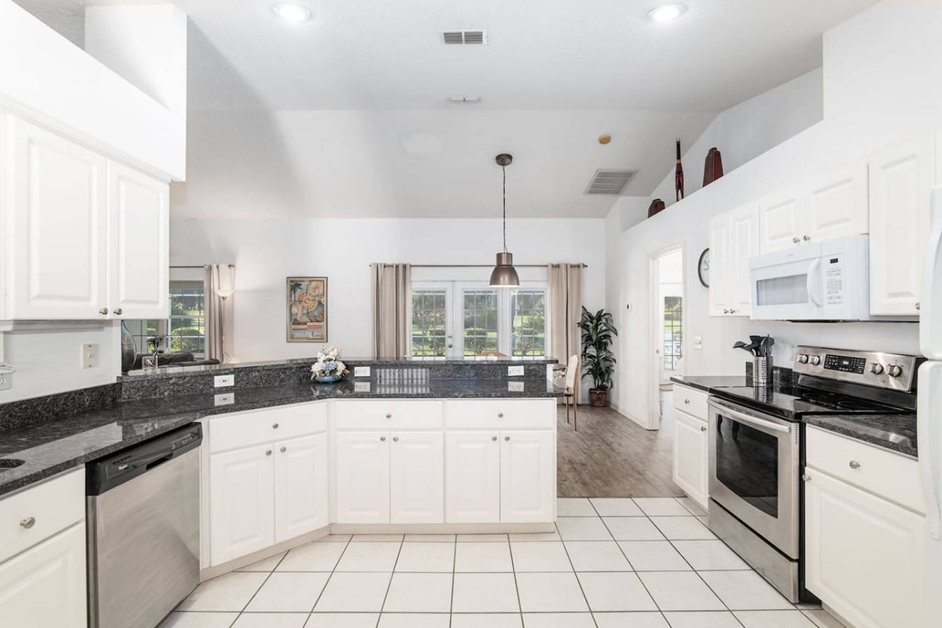 Villa Prins: Two Spacious Primary Bedrooms With Ensuites in Citrus County