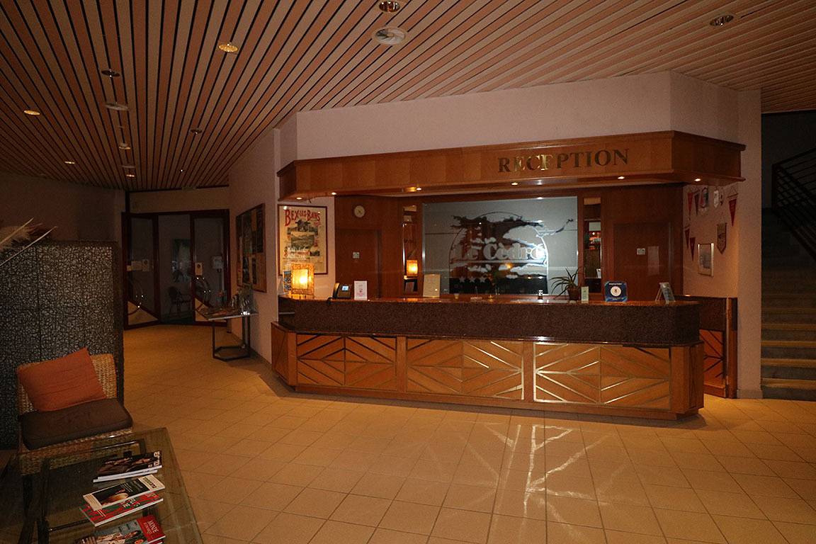 Hôtel le Cèdre - Triple Room in Bex, Alpes Vaudoises