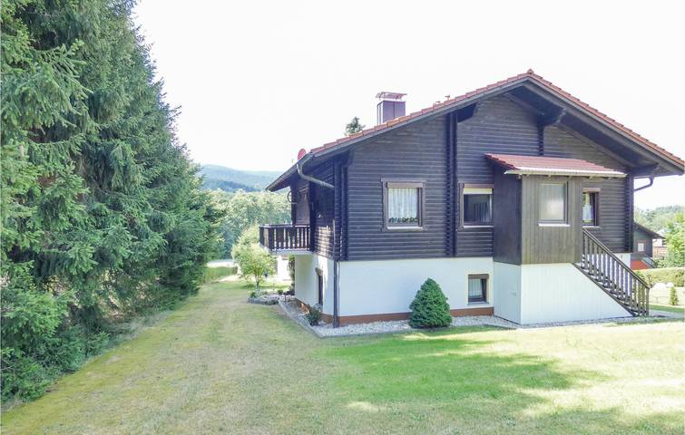 Ferienwohnung für 4 Personen, mit Terrasse und Garten in Arrach - 2