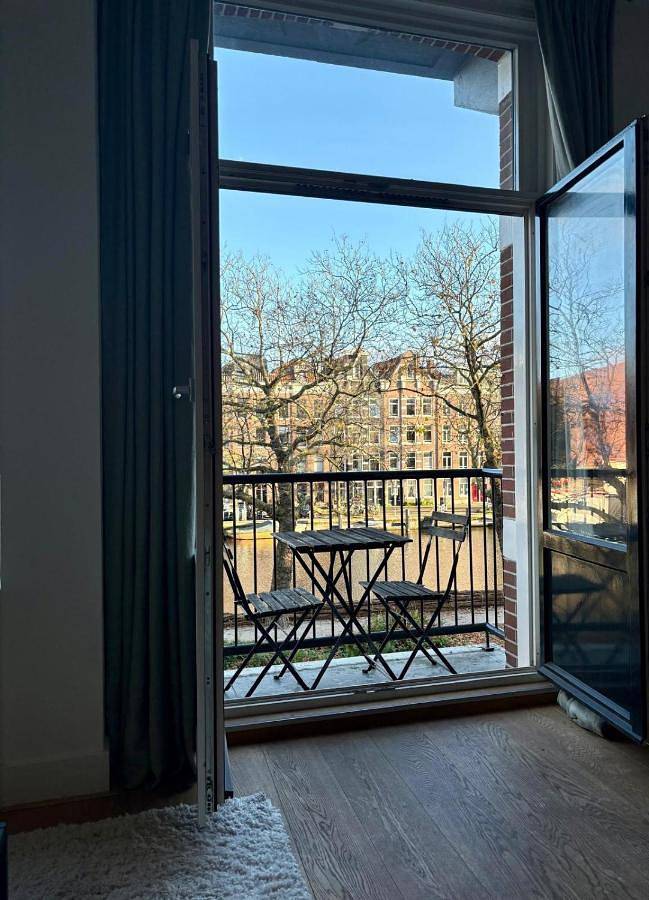 Ferienwohnung für 2 Personen, mit Balkon und Whirlpool sowie Ausblick in Anne Frank Haus - 4