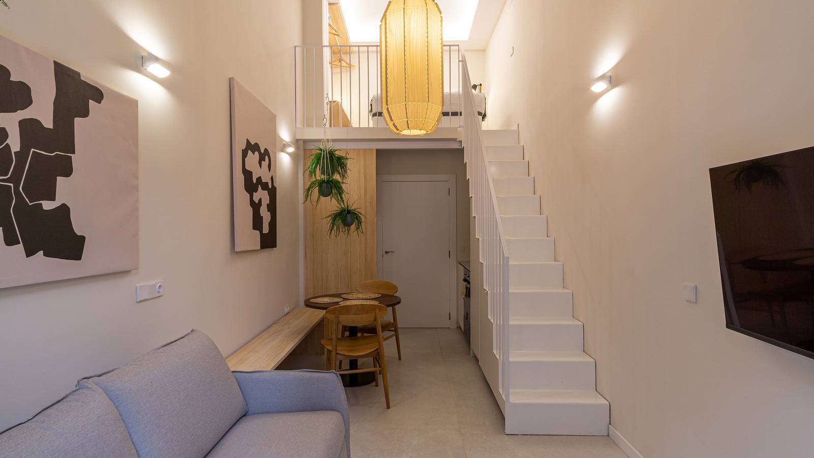 Loft voor 4 Personen in Algiros, Valencia