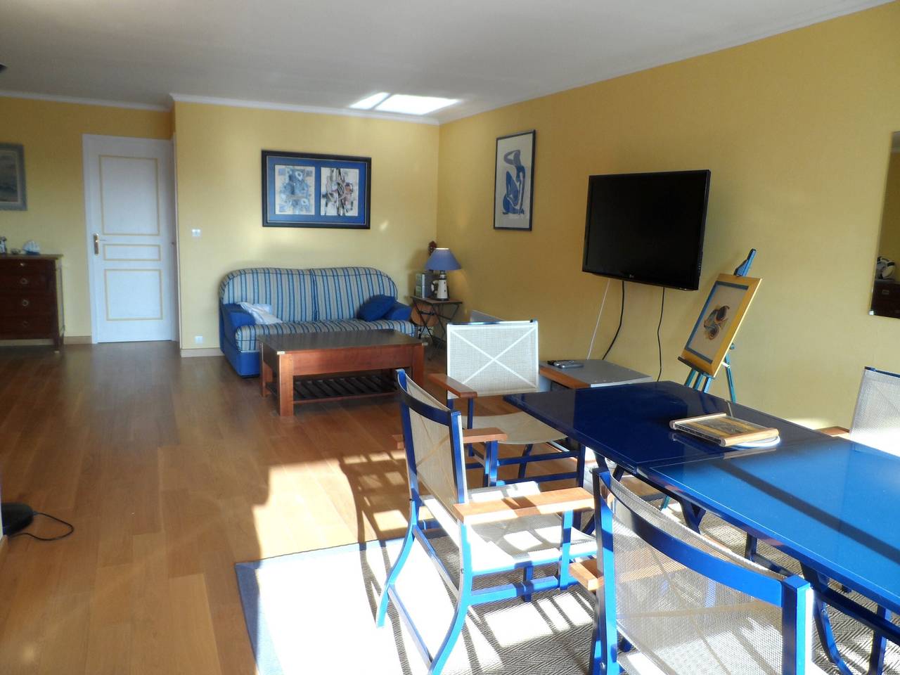 Ganze Wohnung, Schöne 3-Zimmer-Wohnung, direkter Strandzugang, Meerblick, Balkone, Garage in Cabourg, Caen und Umgebung