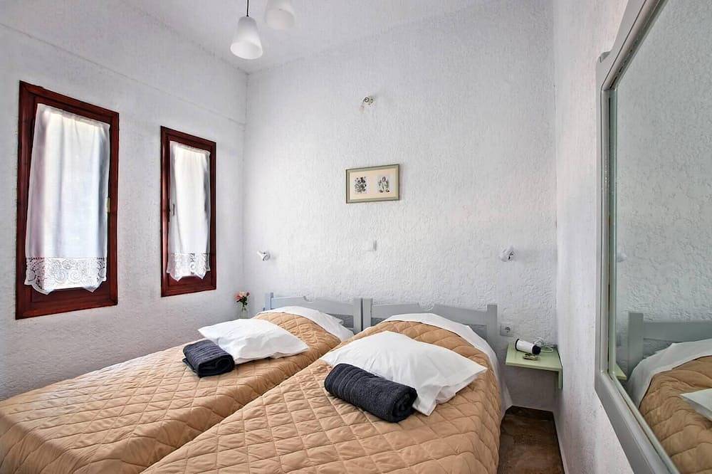 Ganze Wohnung, Apartments with garden view Creta Ierapetra in Ferma, Lasithi