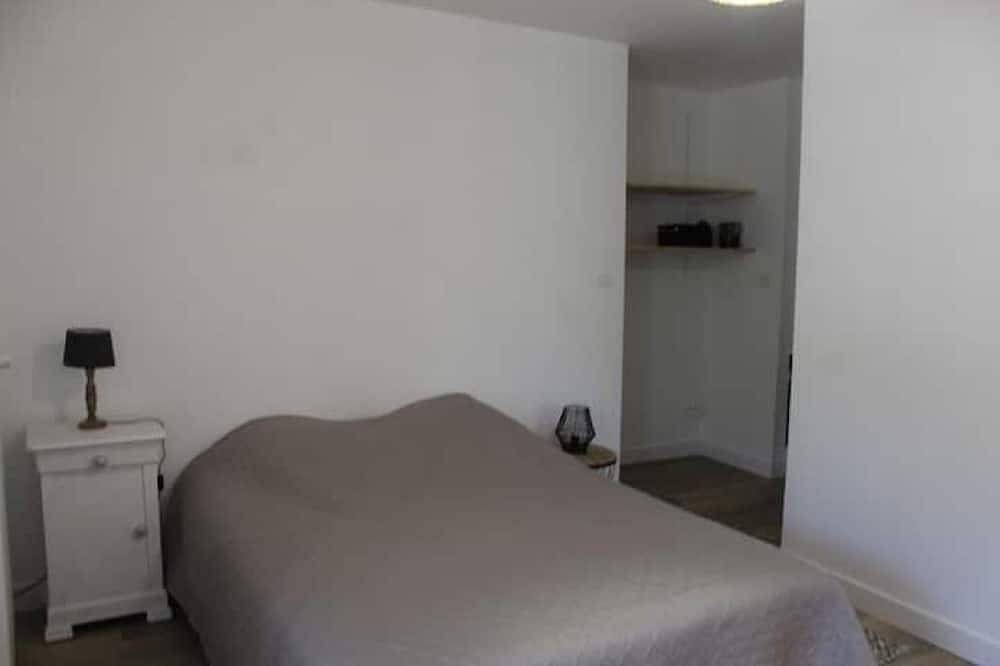 Appartement entier, Sîbô Gîte 2 pers avec piscine, nature et ville | Dordogne - Périgord - boulazac in Boulazac Isle Manoire, Périgord Blanc