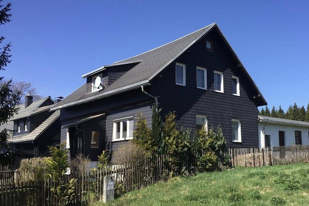 Ferienhaus für 7 Gäste mit 95m² in Friedrichshöhe / Eisfeld in Sachsenbrunn, Rennsteig