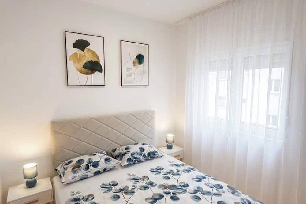 Apartamento entero, Welcome to your perfect Mediterranean getaway! in Budva, Municipio de Budva