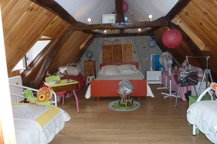 Location de vacances pour 5 personnes, avec balcon et jardin à Le Lardin-Saint-Lazare - 2